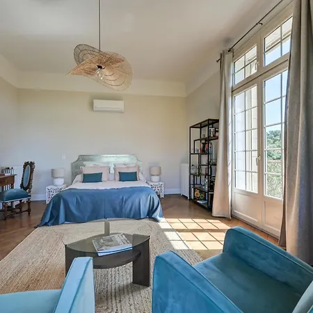 D'hotes - - Des Roses Bed and breakfast