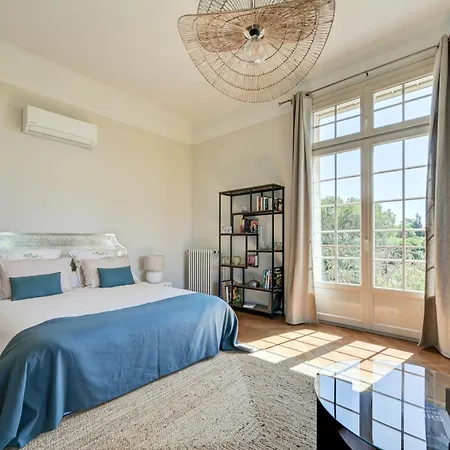 D'hotes - - Des Roses Bed and breakfast