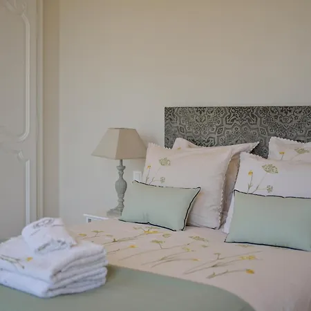 فندق مبيت وإفطار D'hotes - - Des Roses 4*