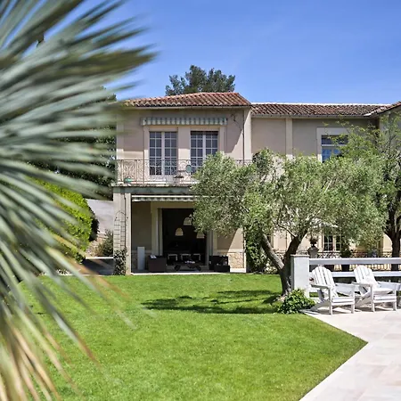 Bed and breakfast D'hotes - - Des Roses Nimes