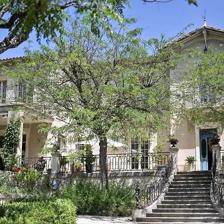 D'hotes - - Des Roses 3*