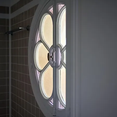 D'hotes - - Des Roses Bed and breakfast